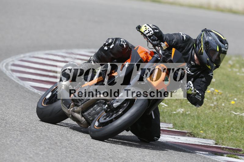 /09 19.04.2026  Caremotion get faster ADR/Gruppe gruen/83